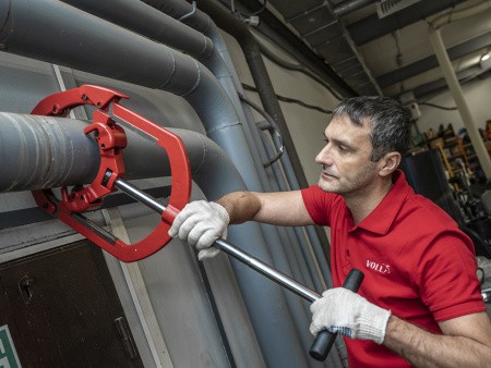 Труборез V4S с хомутной защелкой, применение